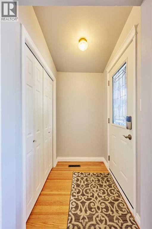 812A 69 Avenue SW - Image 2