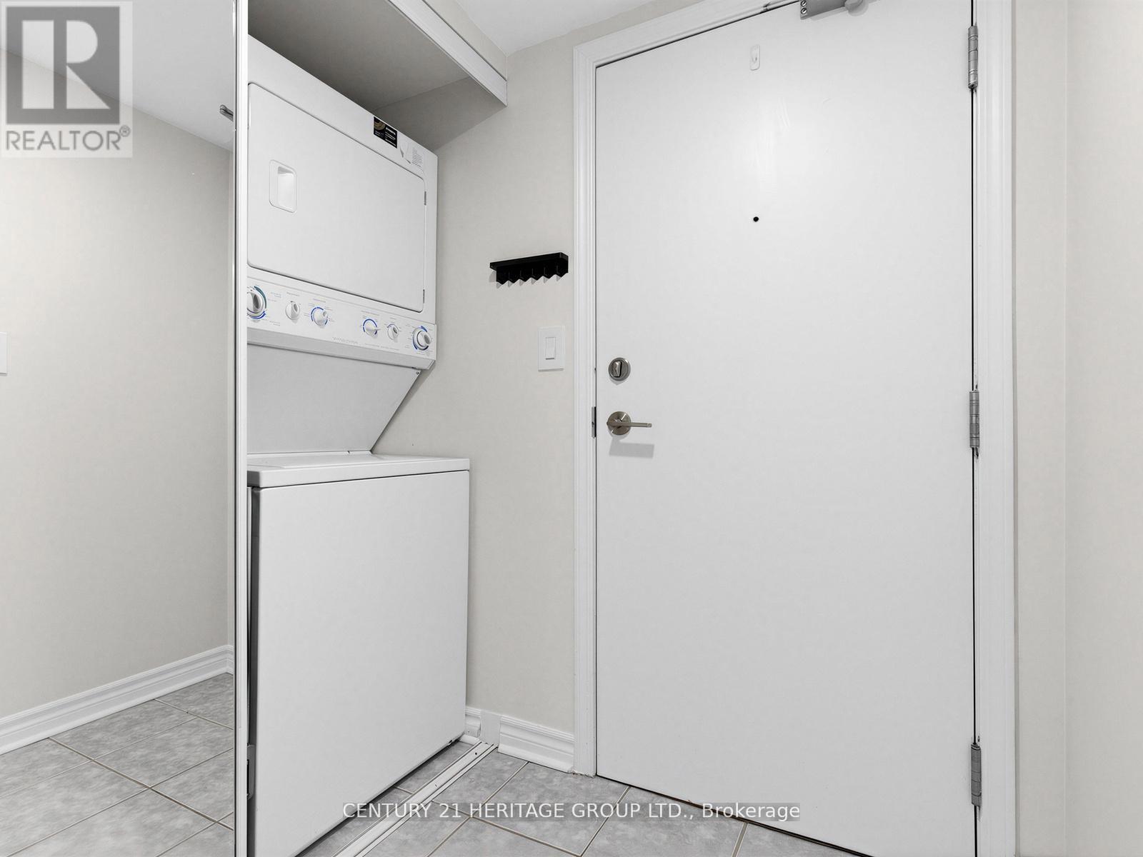 #703 8 REAN DRIVE - 25