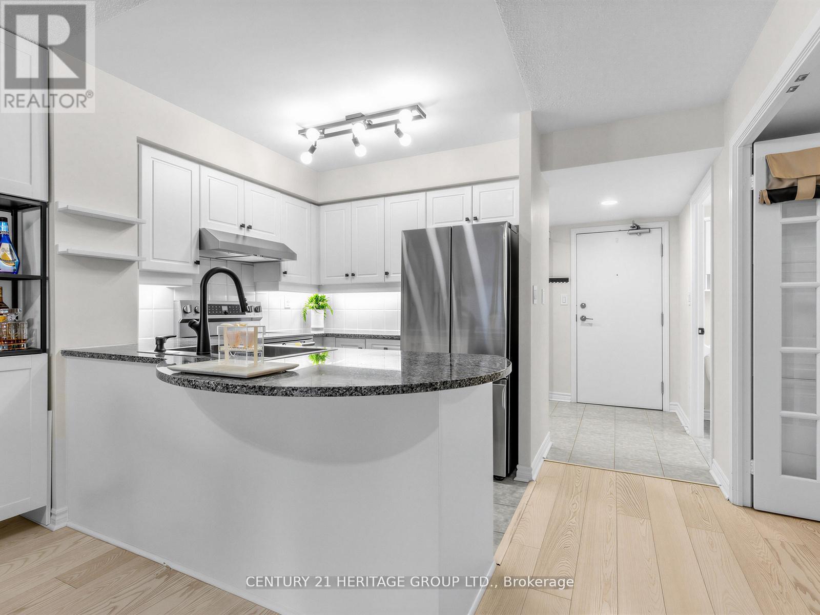#703 8 REAN DRIVE - 8