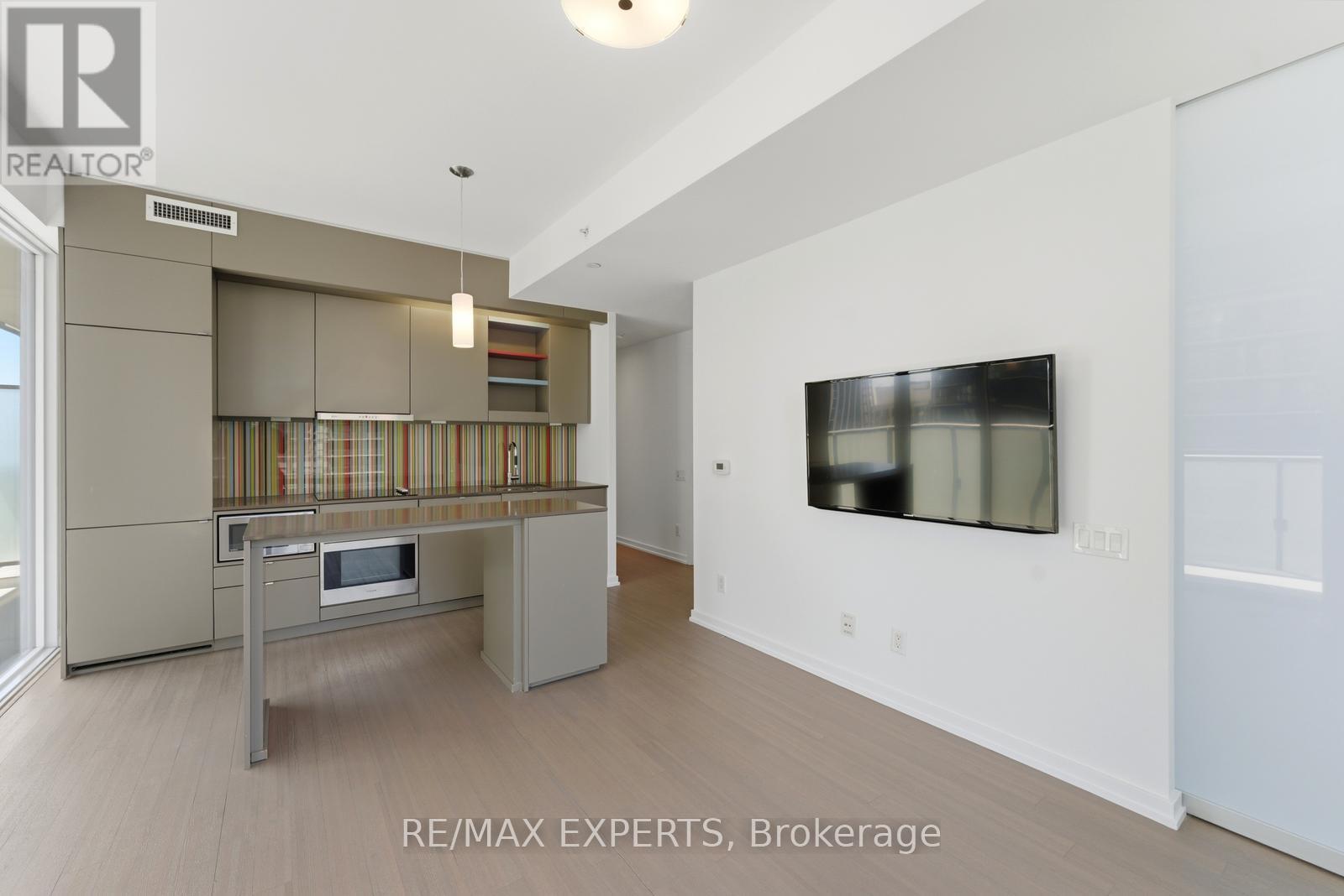 #3606 101 PETER STREET - 12