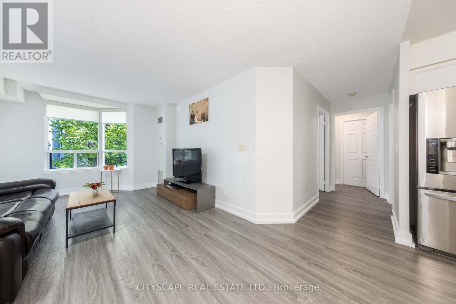 #609 5940 YONGE STREET - 13