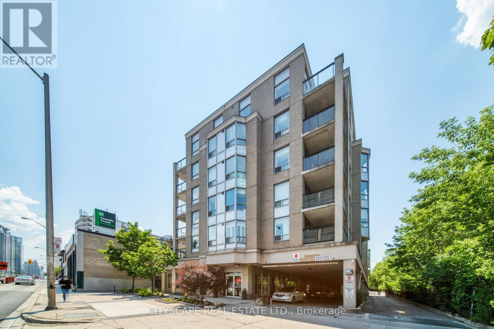 #609 5940 YONGE STREET - 17