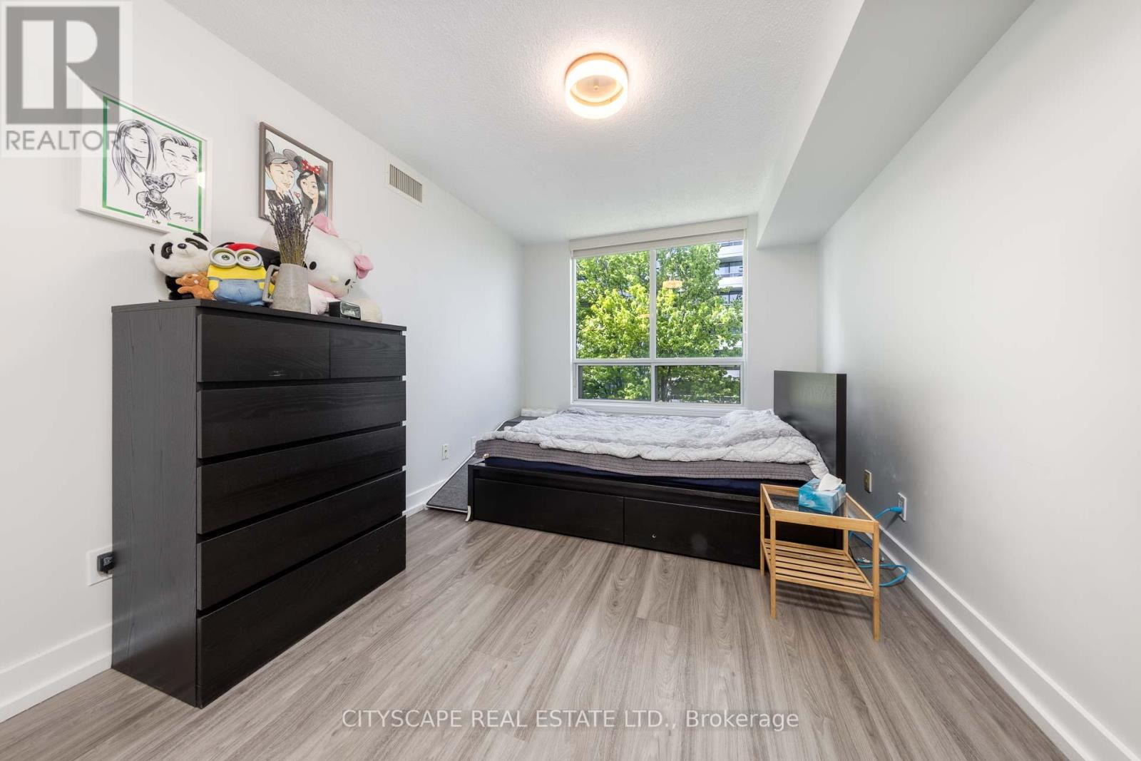 #609 5940 YONGE STREET - 2