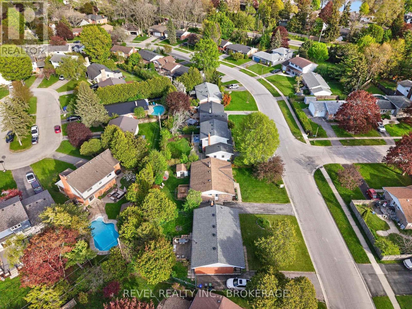 136 BRAEMAR ROAD - 46