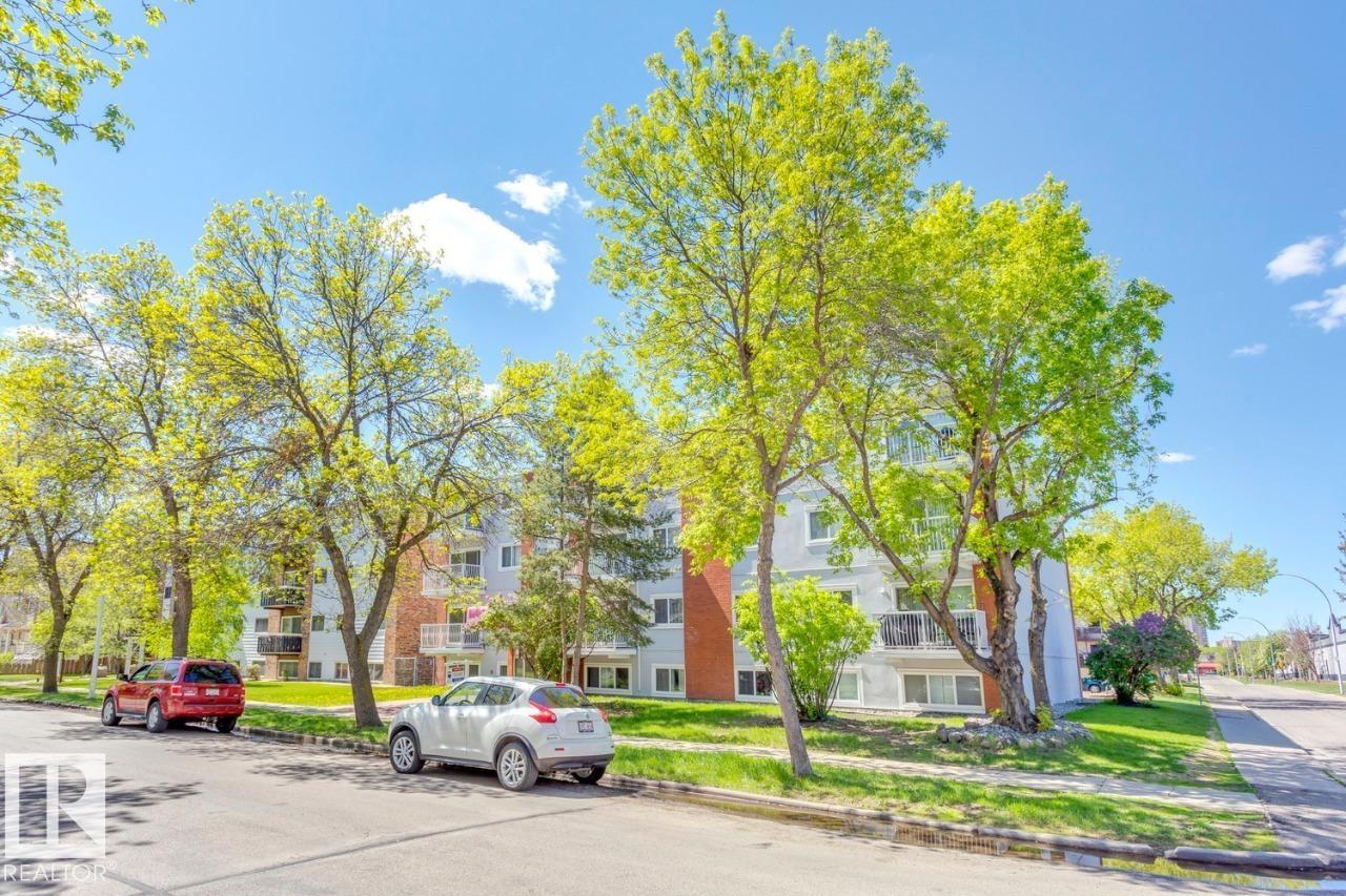 #402 10330 113 ST NW - 16
