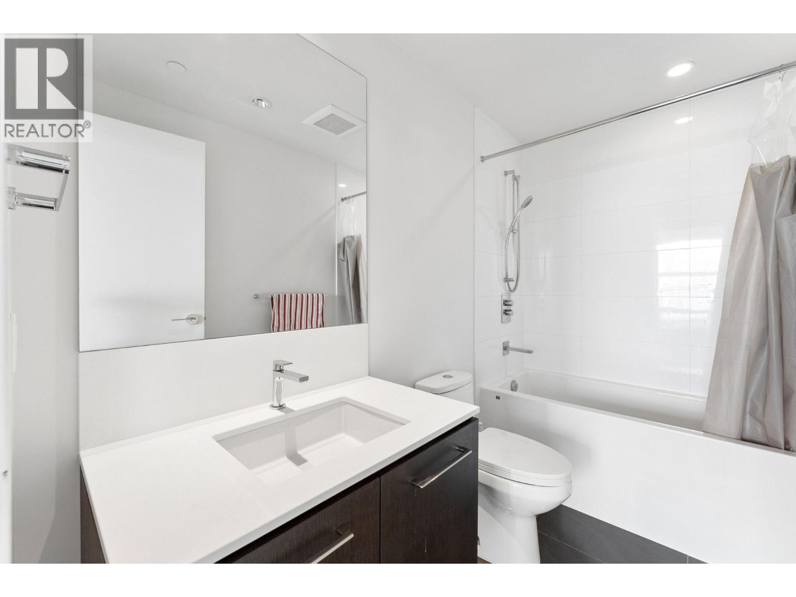 704 6611 PEARSON WAY, Richmond