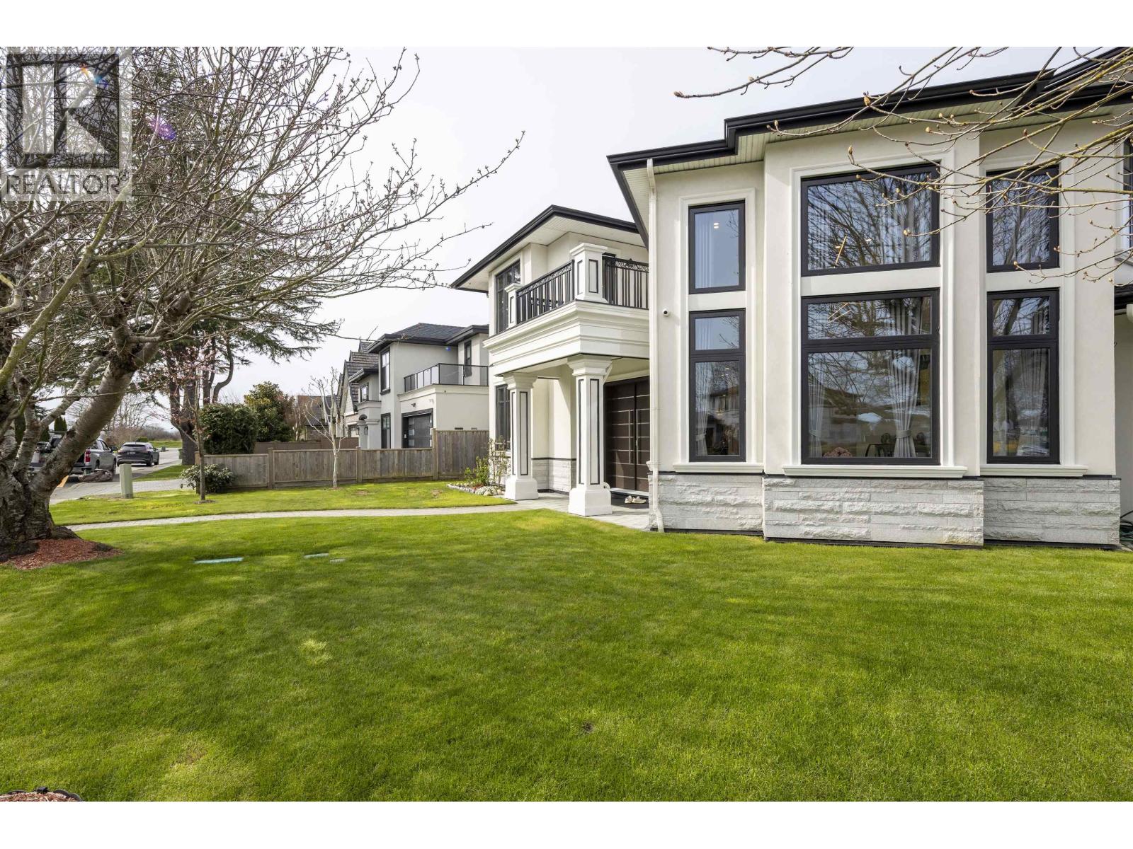 5 Bed, 4 Bath House for Sale in Richmond – 3311 SPRINGFORD AVENUE, Richmond - Image 9