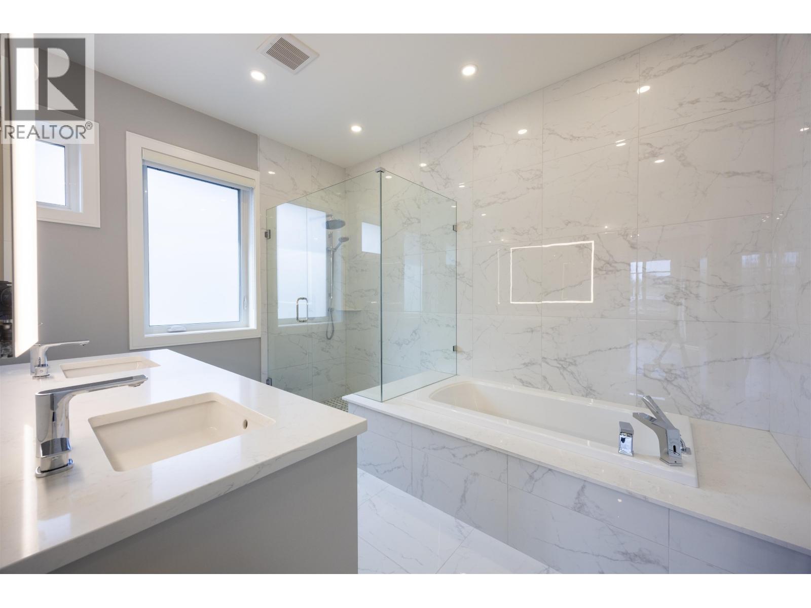 5 Bed, 4 Bath House for Sale in Richmond – 3311 SPRINGFORD AVENUE, Richmond - Image 21