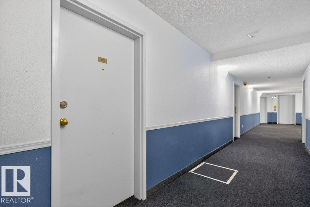 #111 11218 80 ST NW - 40