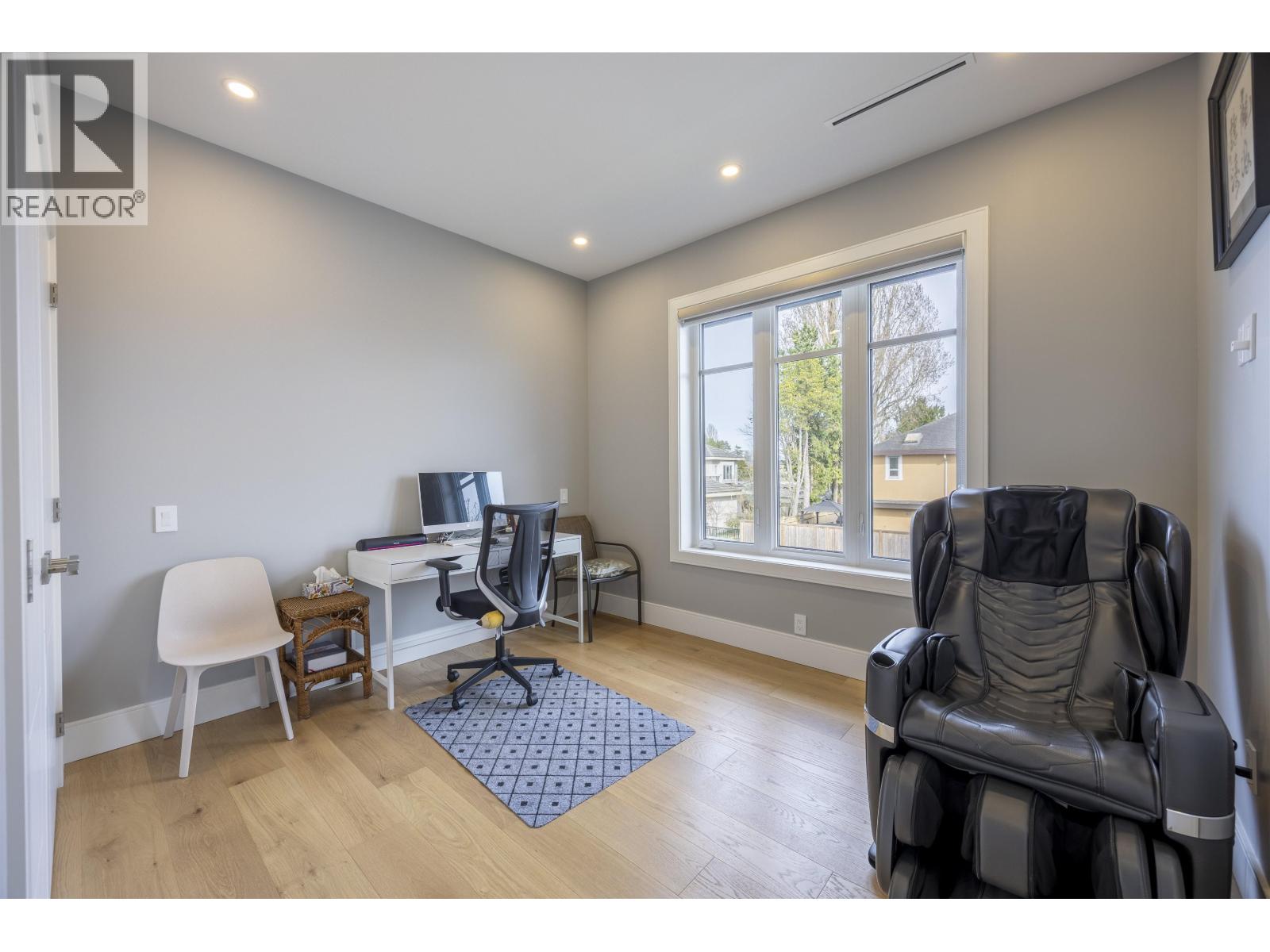 5 Bed, 4 Bath House for Sale in Richmond – 3311 SPRINGFORD AVENUE, Richmond - Image 14
