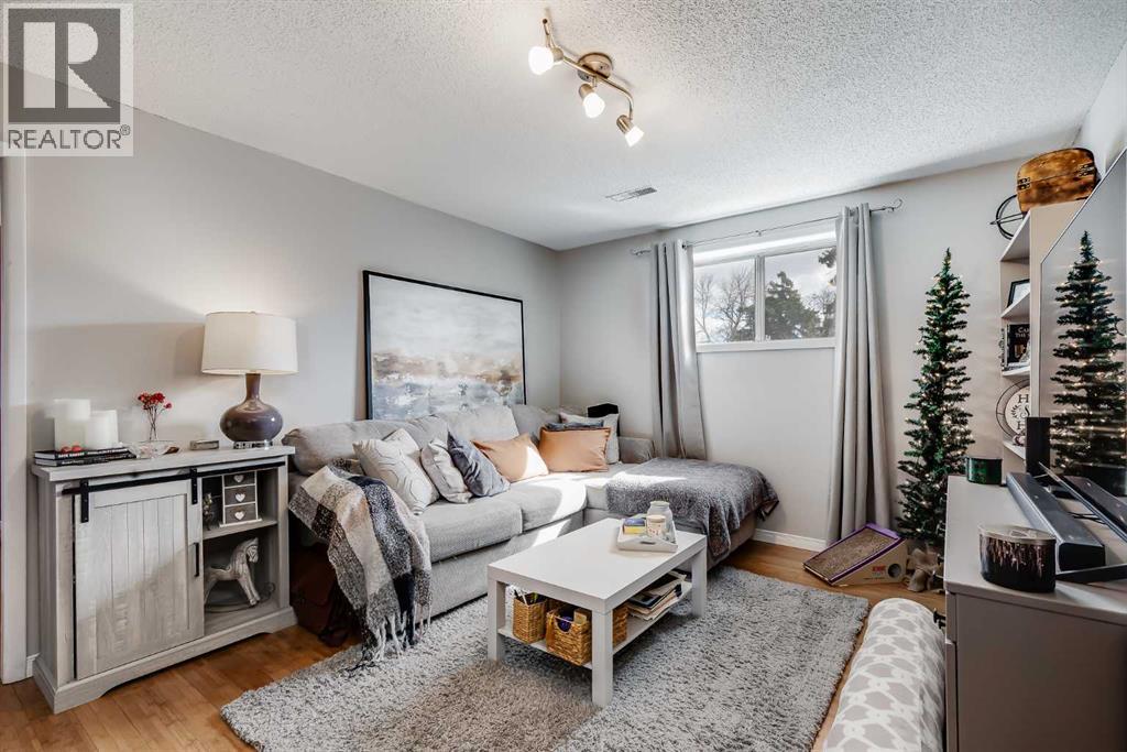 2021 38 Street SE - 19
