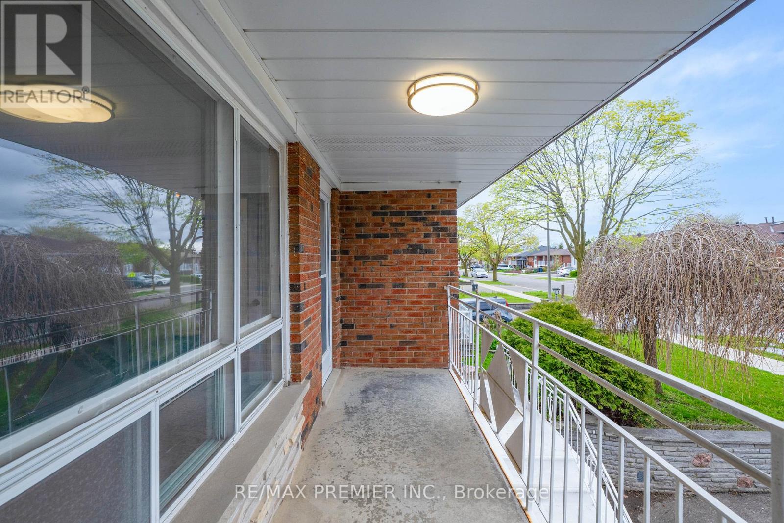 55 FIRGROVE CRESCENT - 27