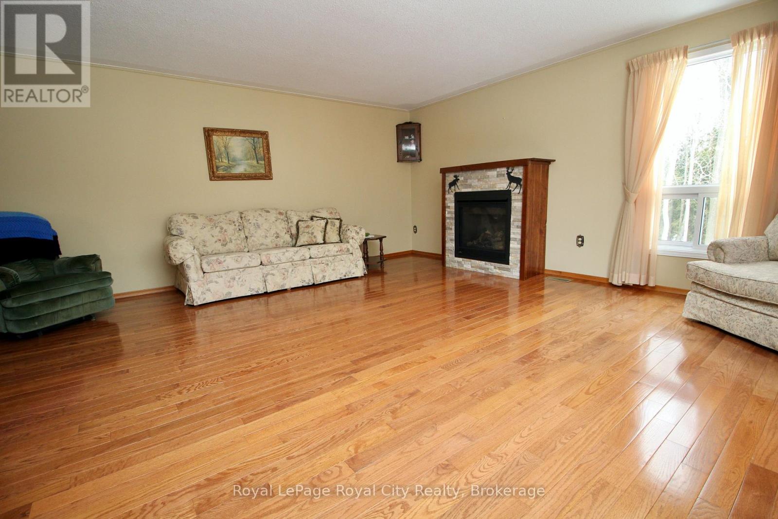 3527 6 HIGHWAY - 8