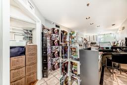 10086 164 St Nw, Edmonton, AB T5P4Y3 Photo 8