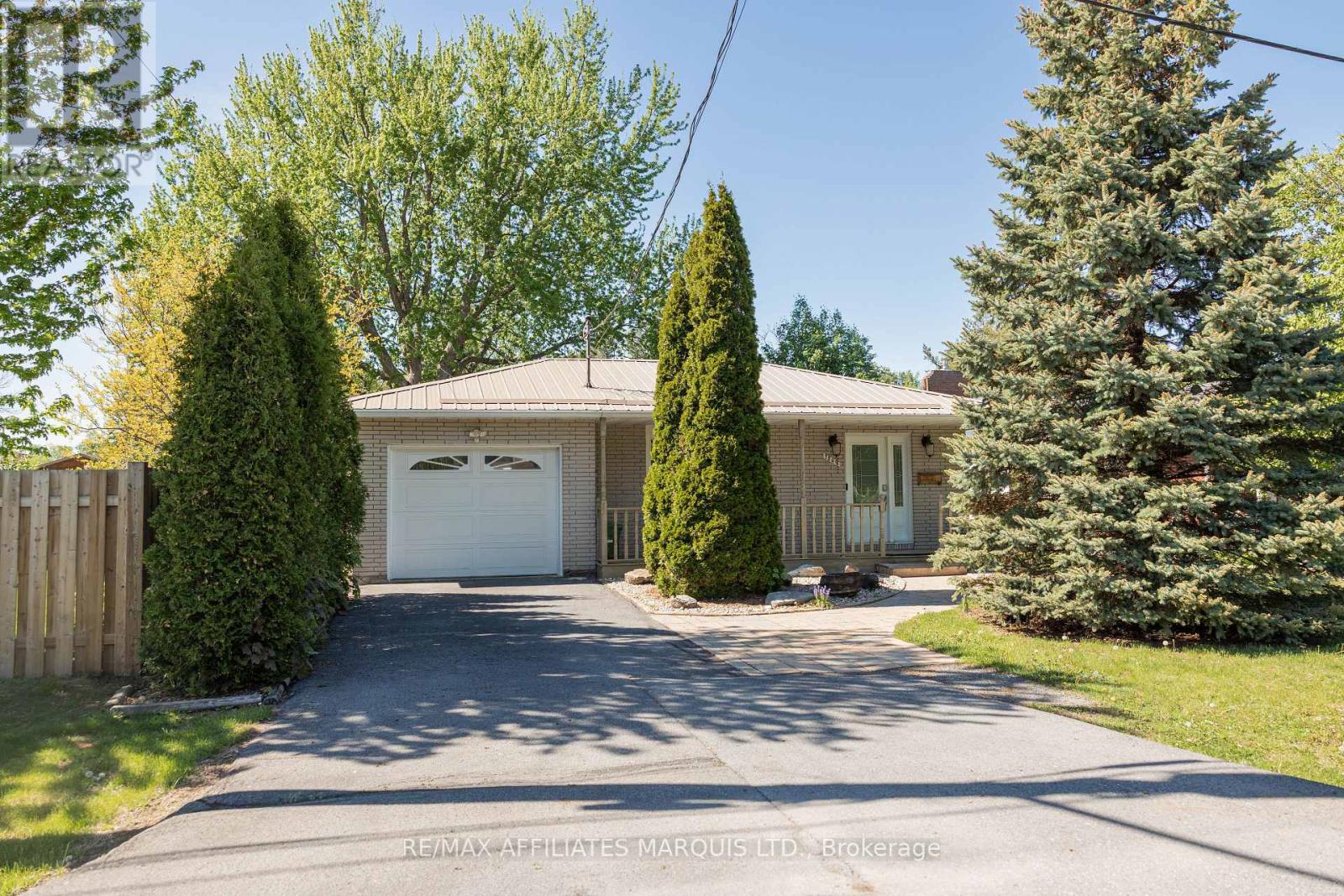 1849 DEWHURST AVENUE - 1