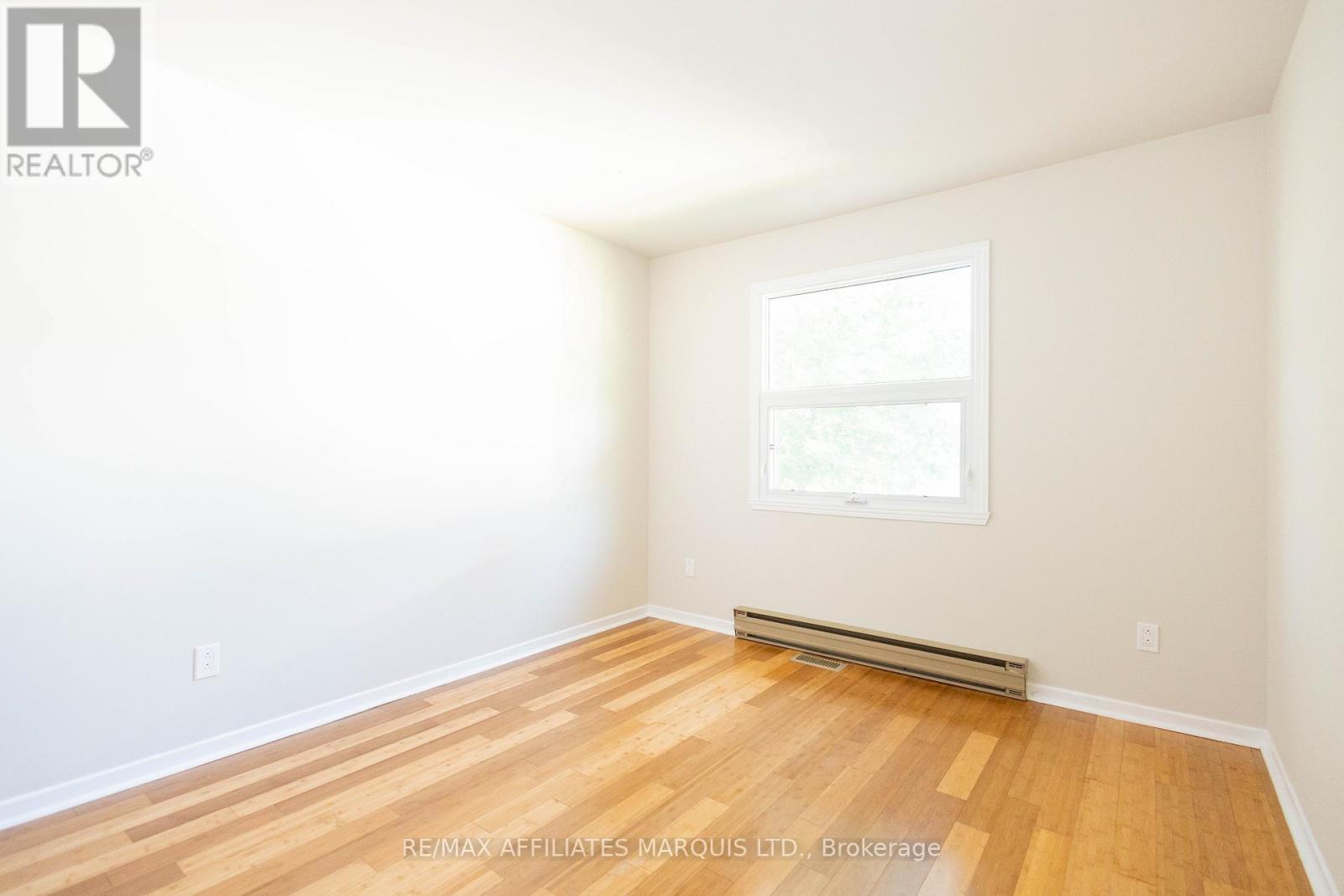 1849 DEWHURST AVENUE - 17