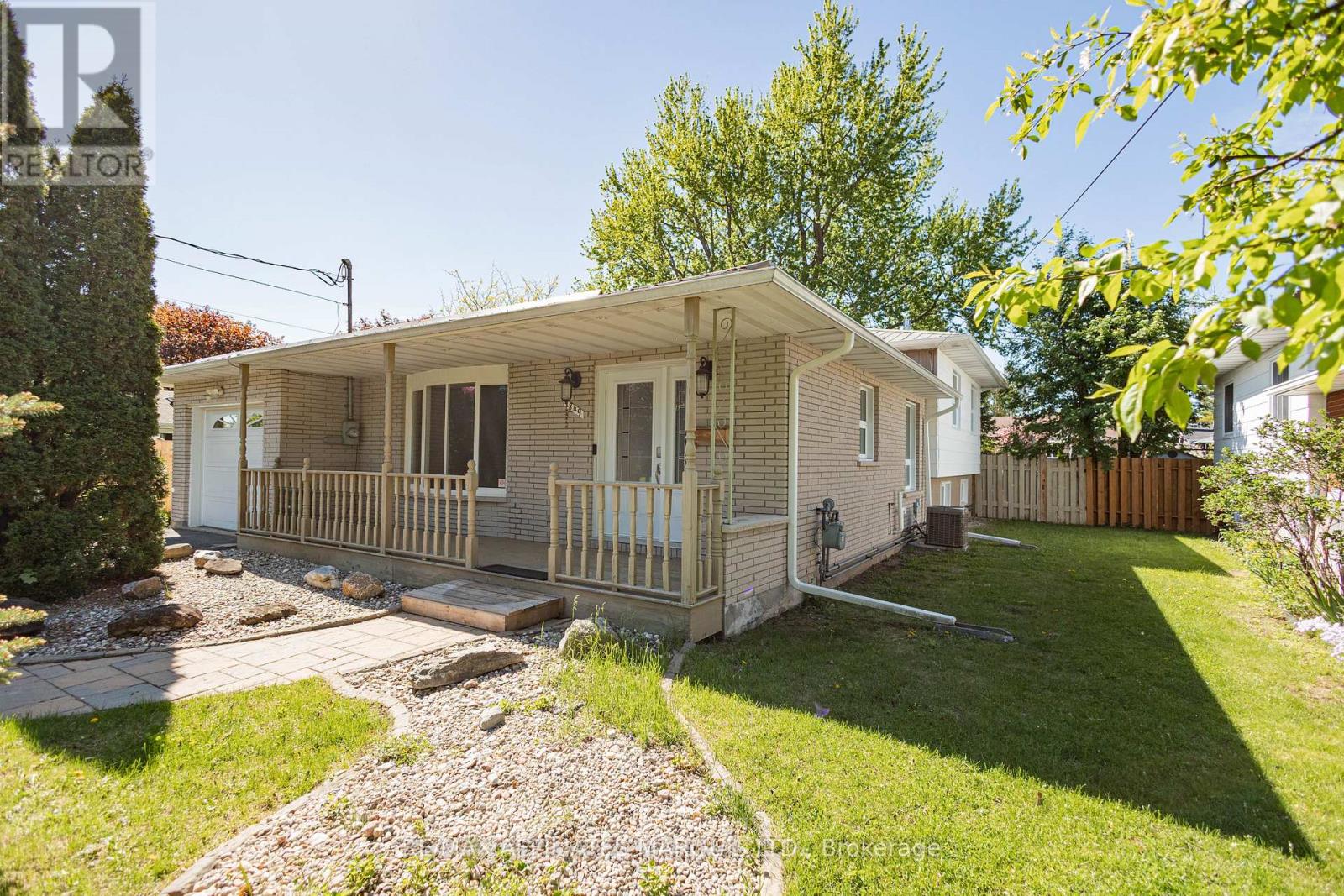 1849 DEWHURST AVENUE - 2