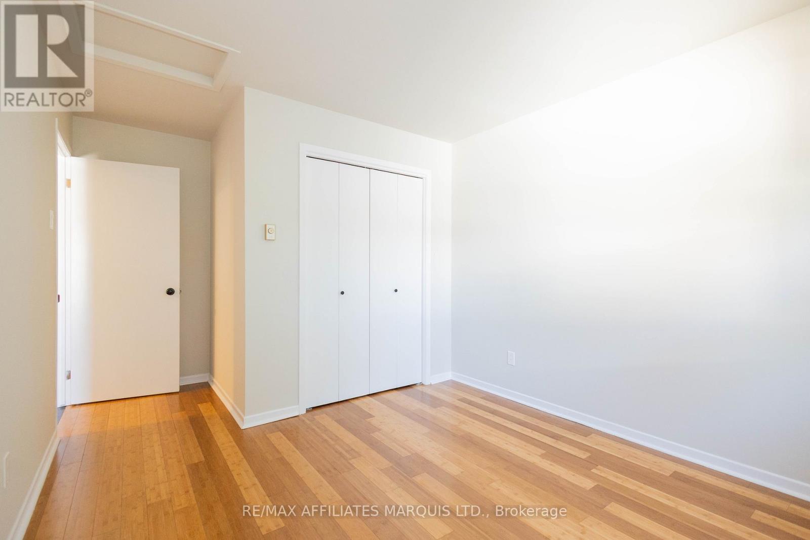 1849 DEWHURST AVENUE - 20
