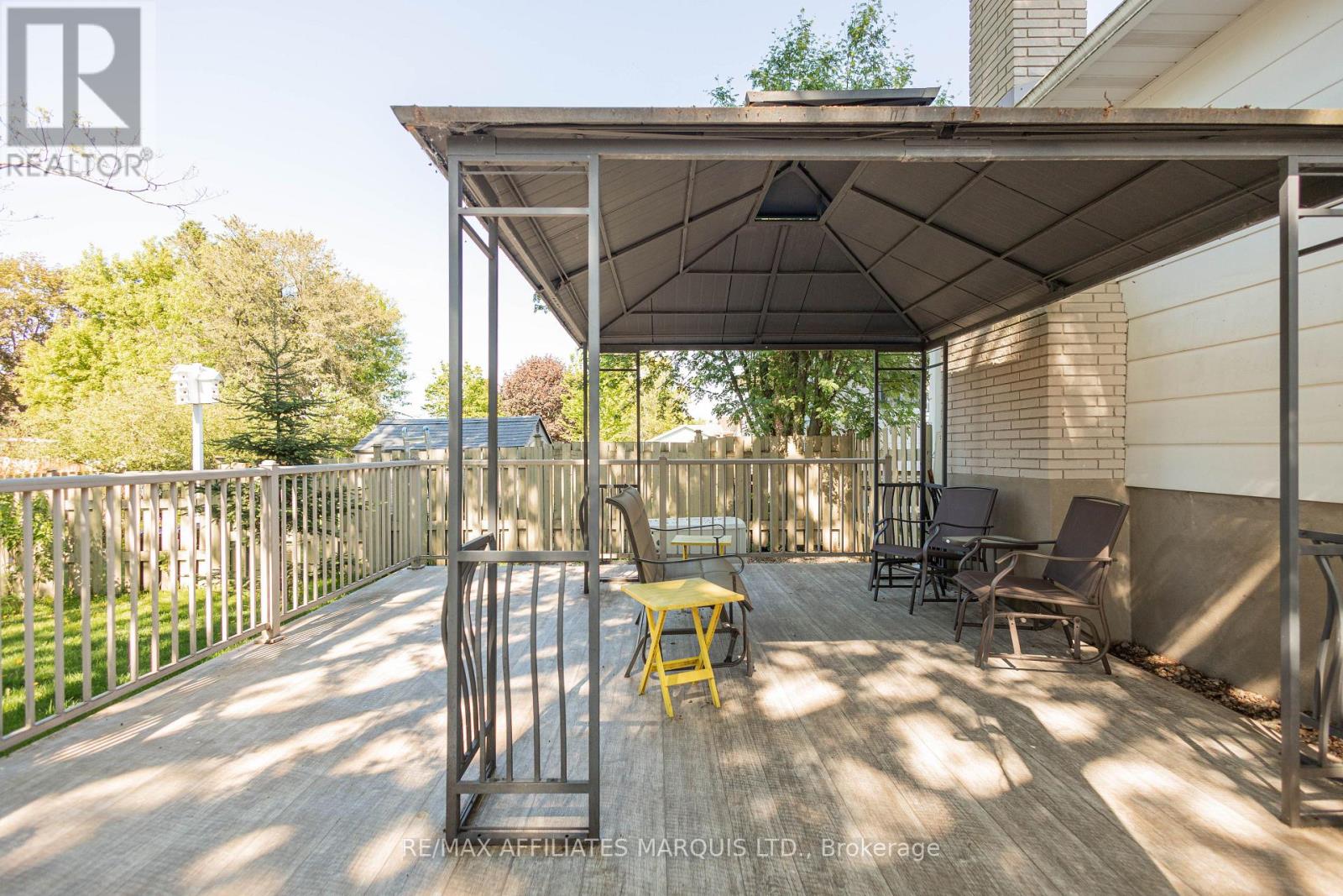 1849 DEWHURST AVENUE - 31