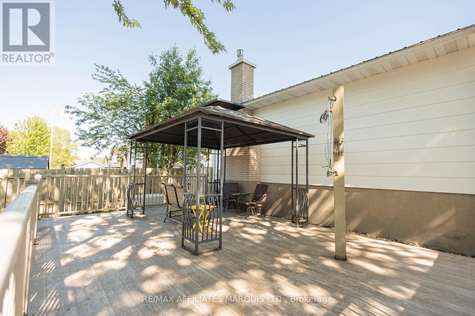 1849 DEWHURST AVENUE - 32