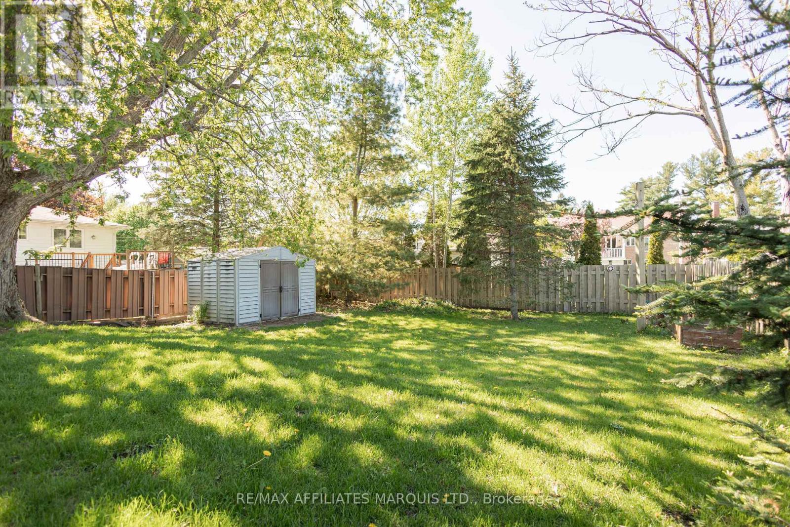 1849 DEWHURST AVENUE - 35