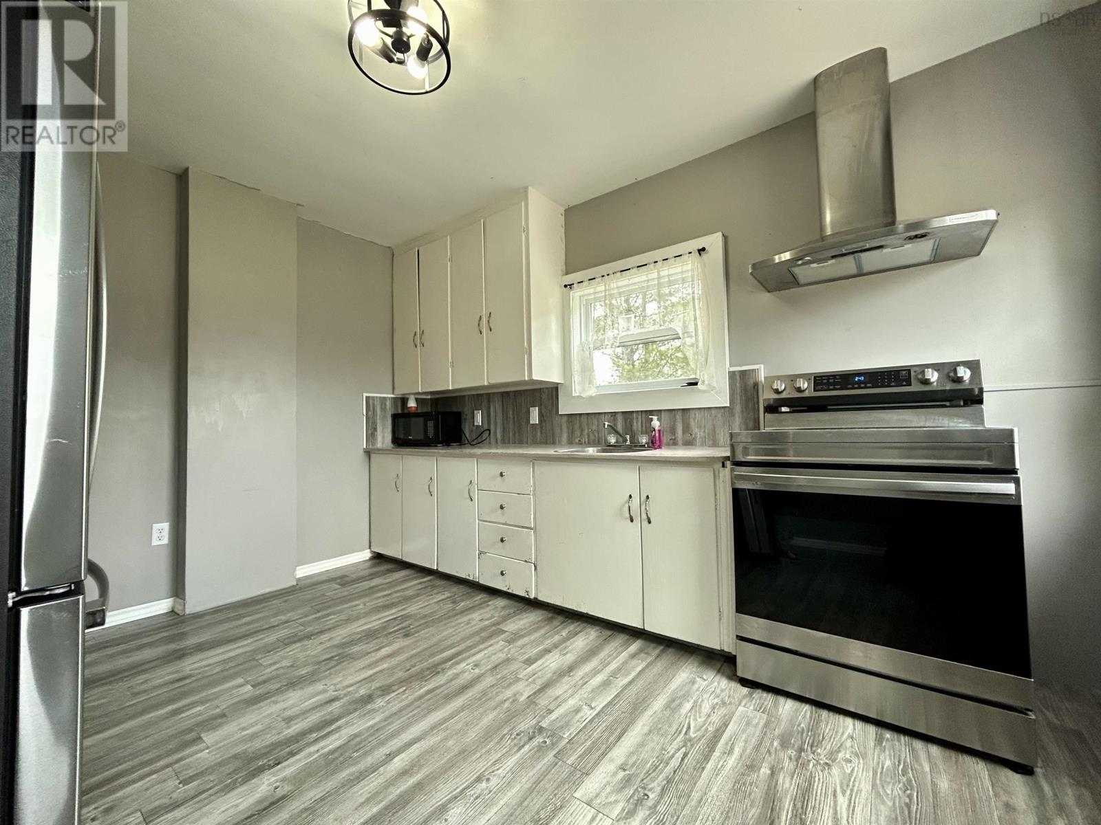#429 Stewart Road - Image 3