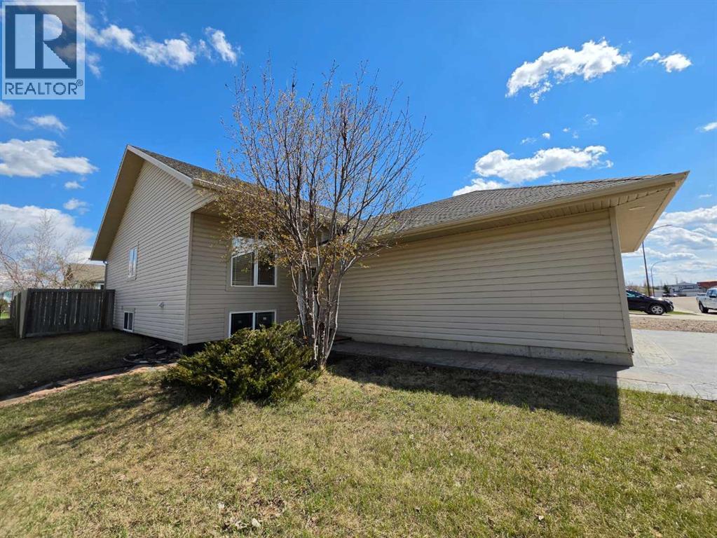 4105 67th Avenue - Image 2