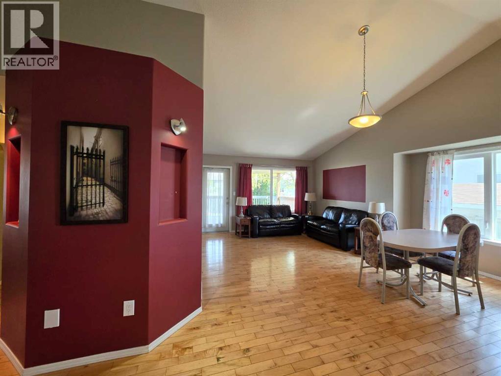 4105 67th Avenue - 3