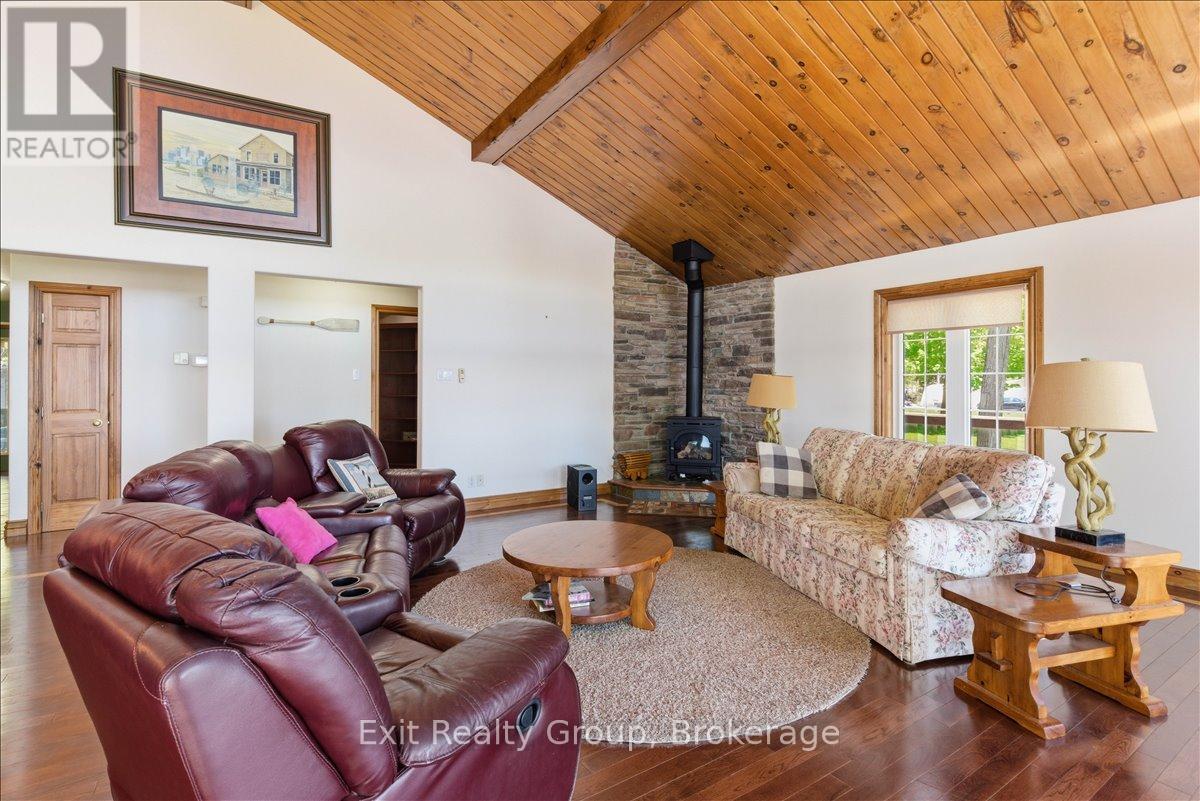 919 COOK ROAD - 13