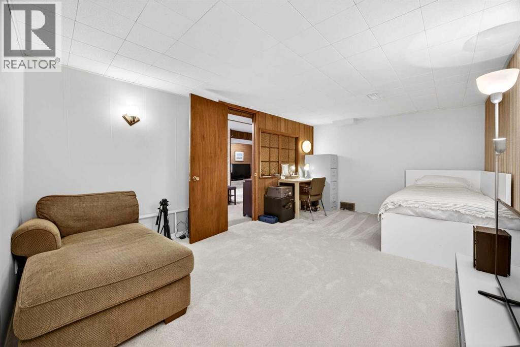 1232 40 Avenue NW - 31