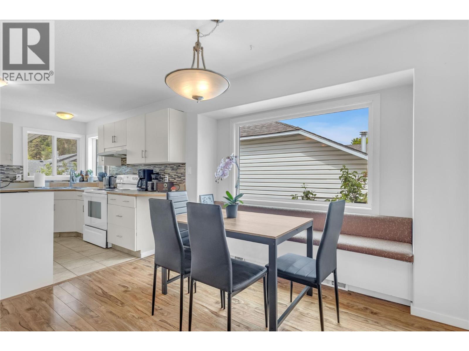 374 McTavish Crescent, Kelowna