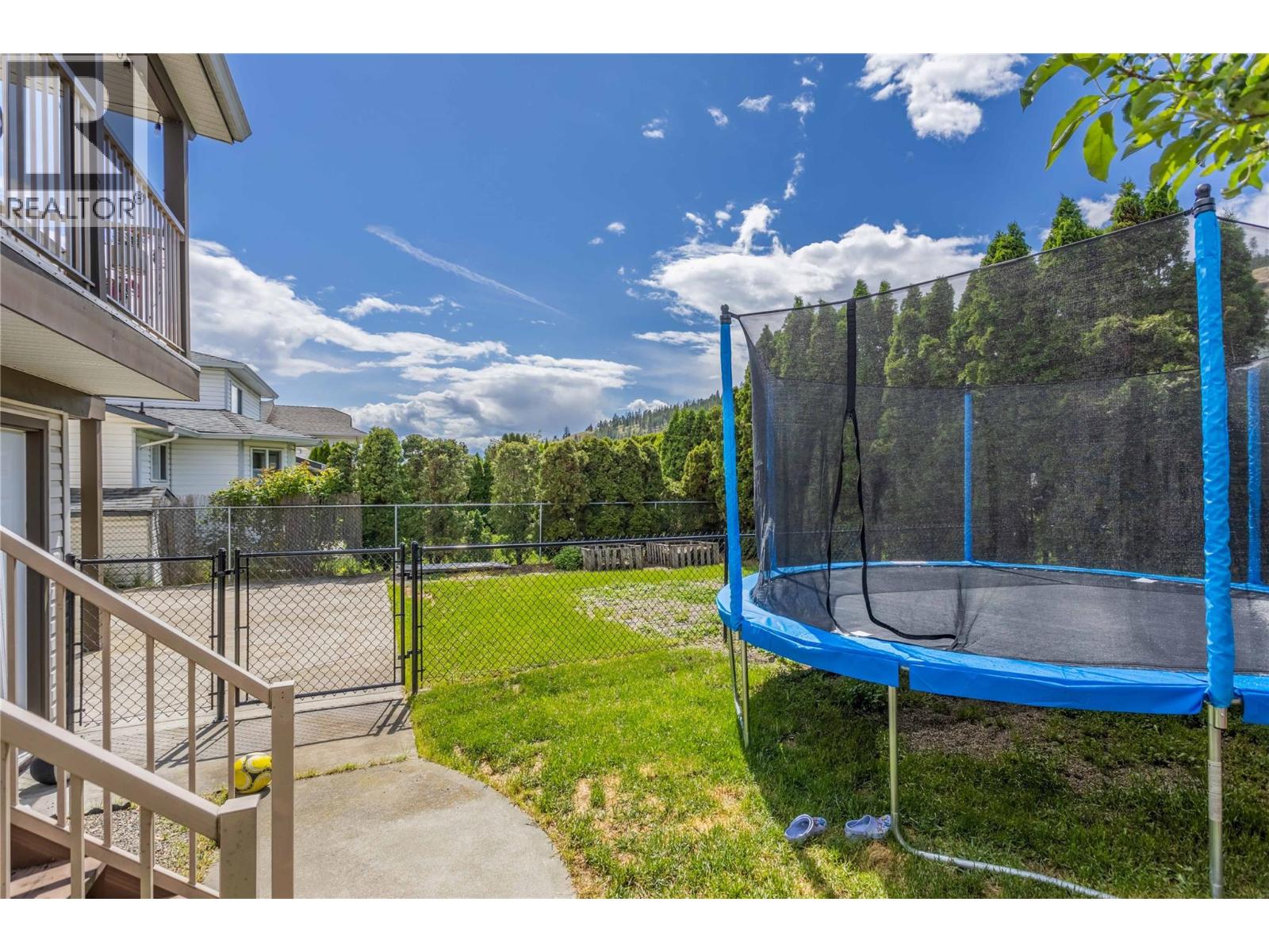 374 McTavish Crescent, Kelowna
