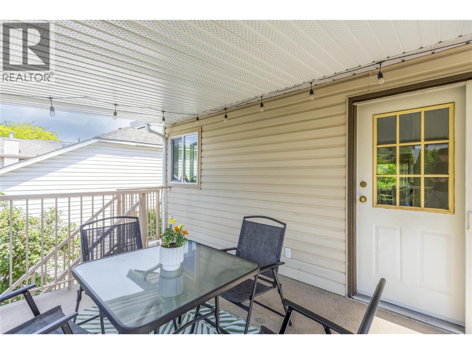 374 McTavish Crescent, Kelowna