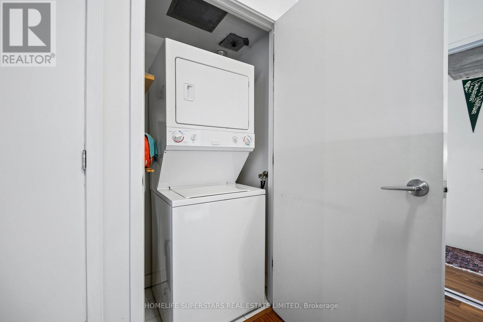 #303 60 BATHURST STREET - 15