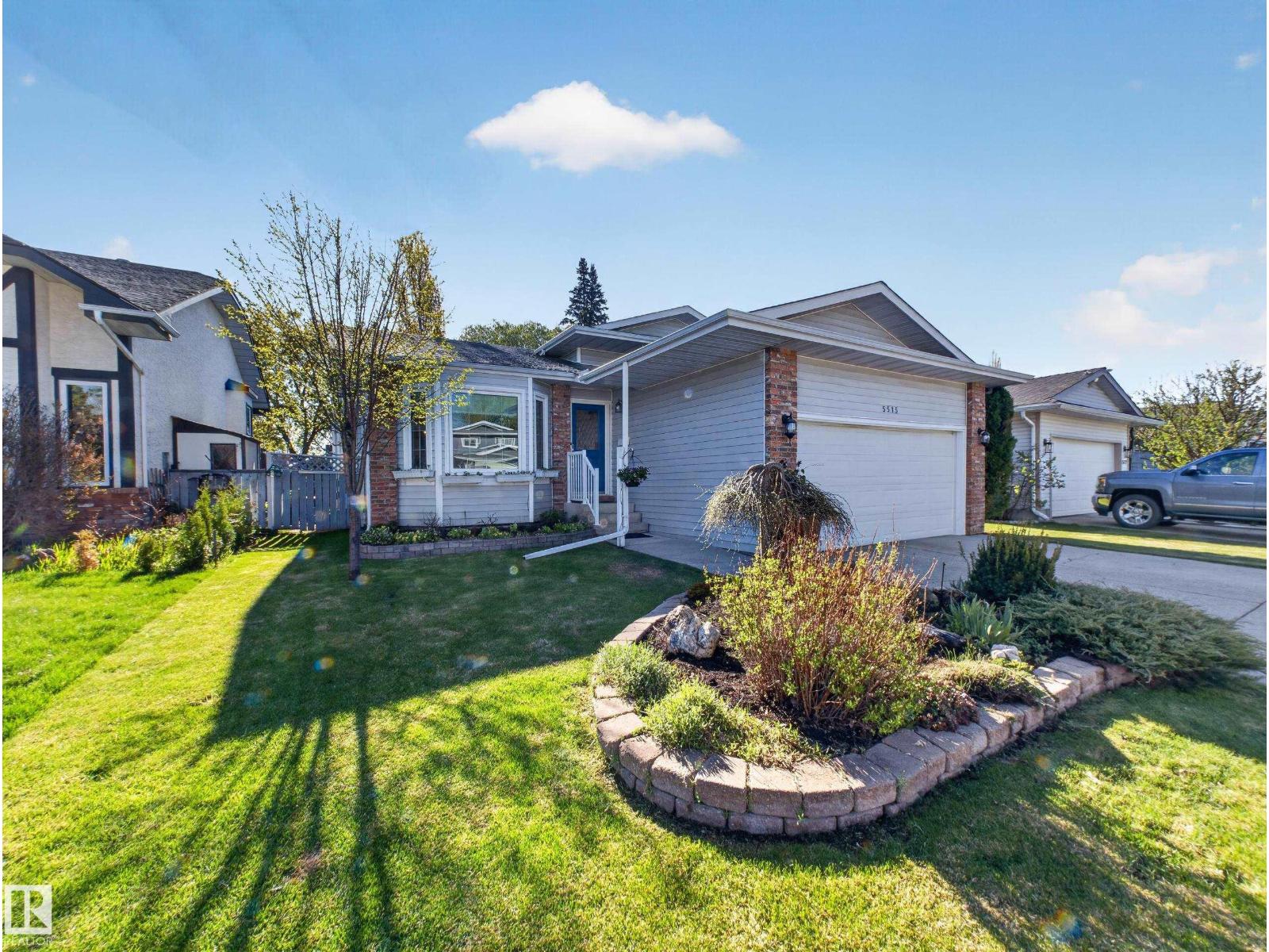 5515 45 ST - 1