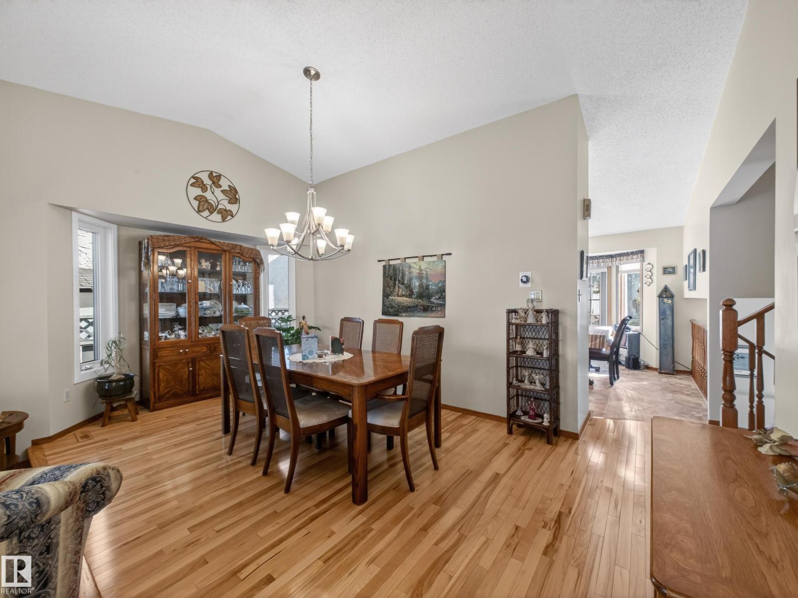 5515 45 ST - 10