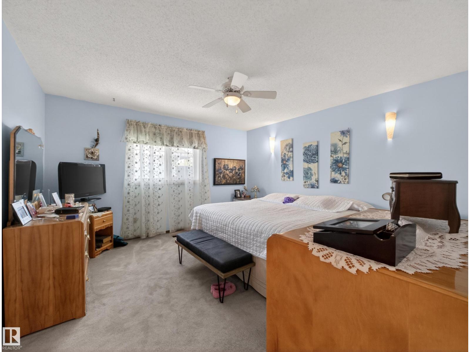 5515 45 ST - 20