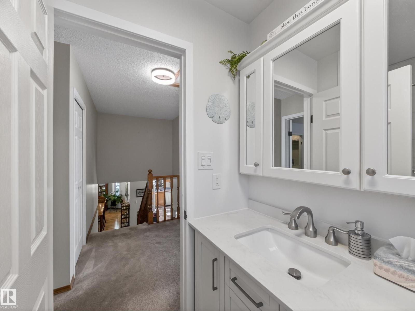 5515 45 ST - 28
