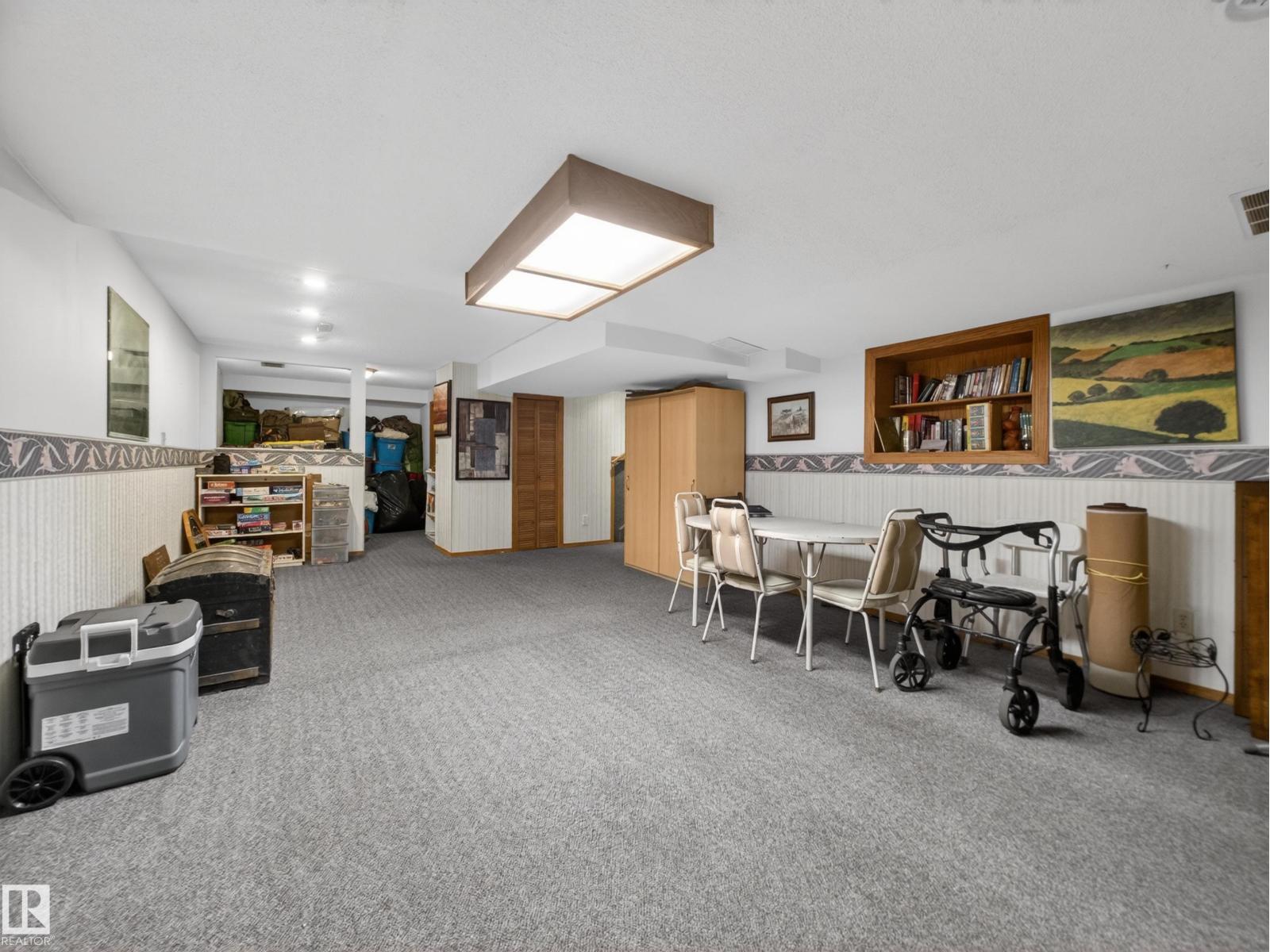 5515 45 ST - 33