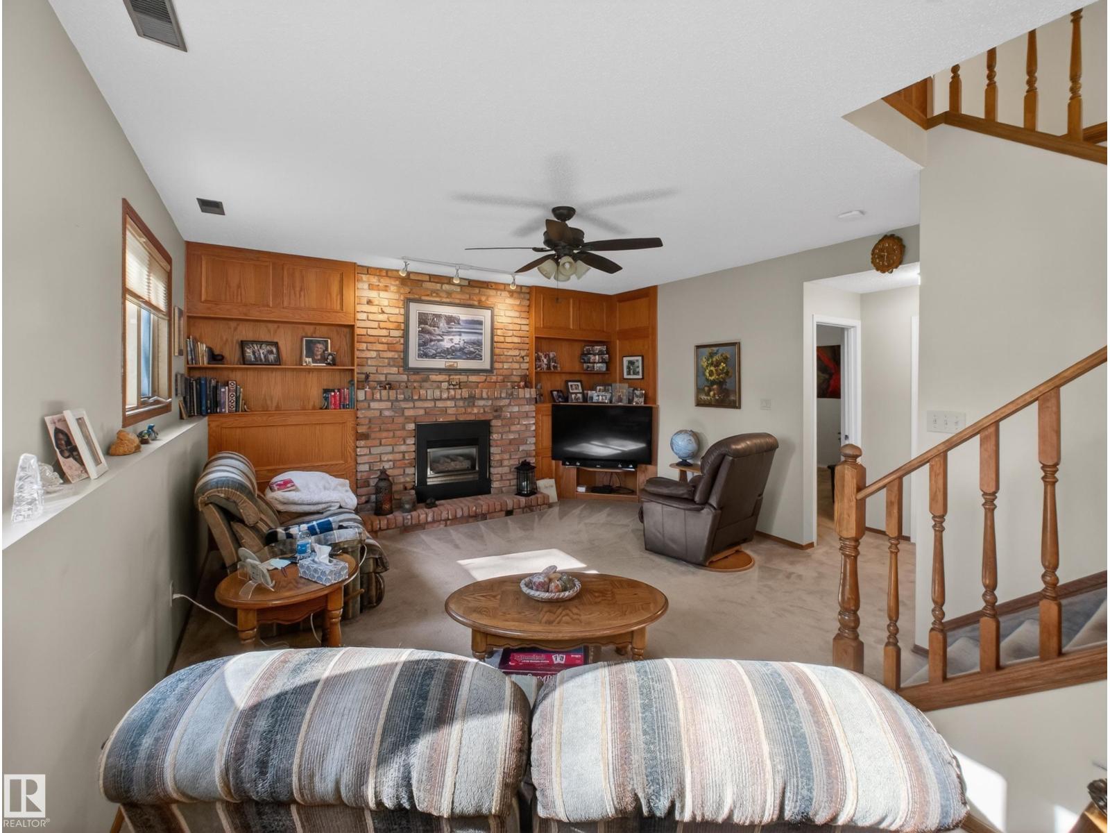 5515 45 ST - 40