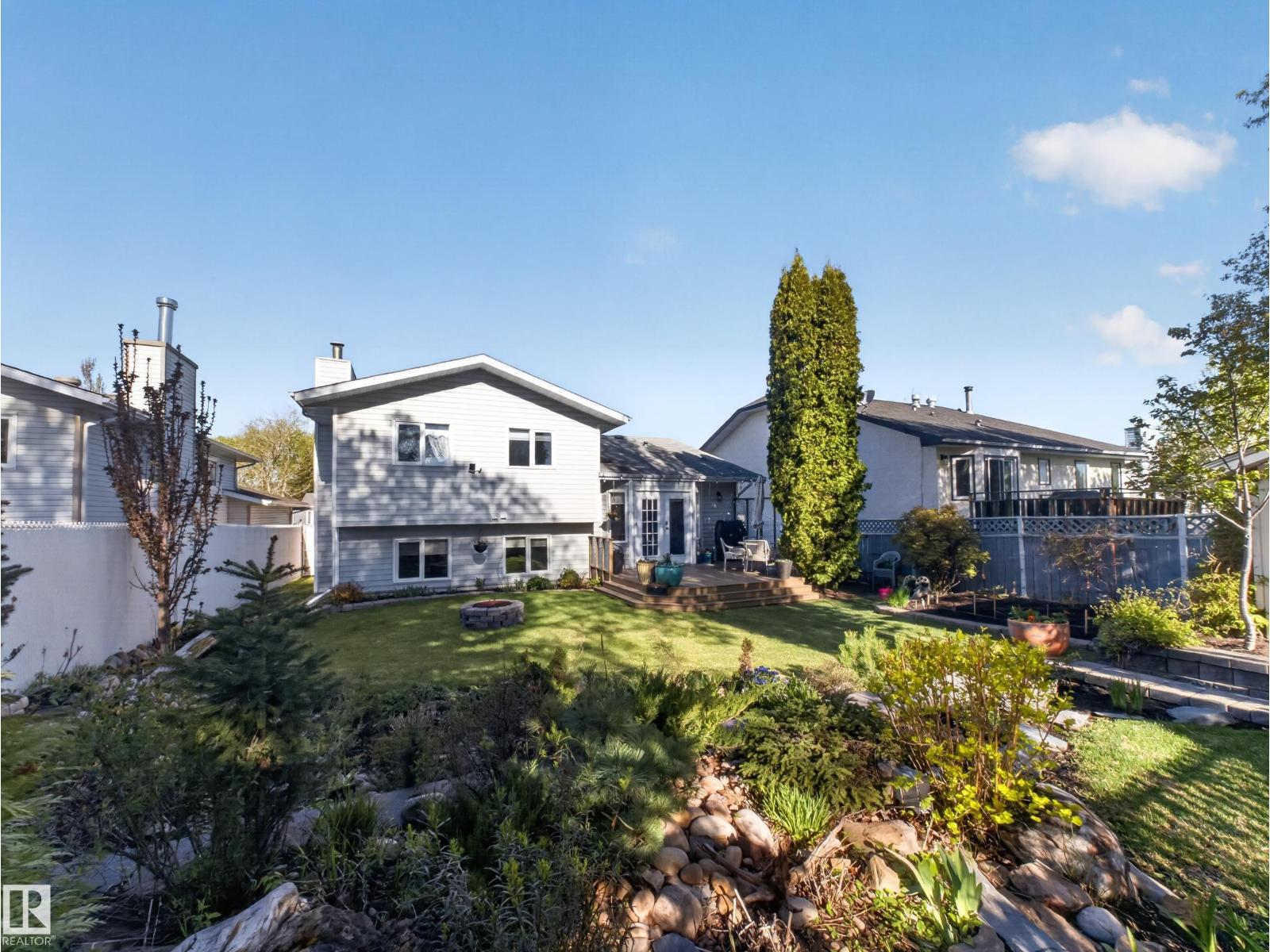 5515 45 ST - 45