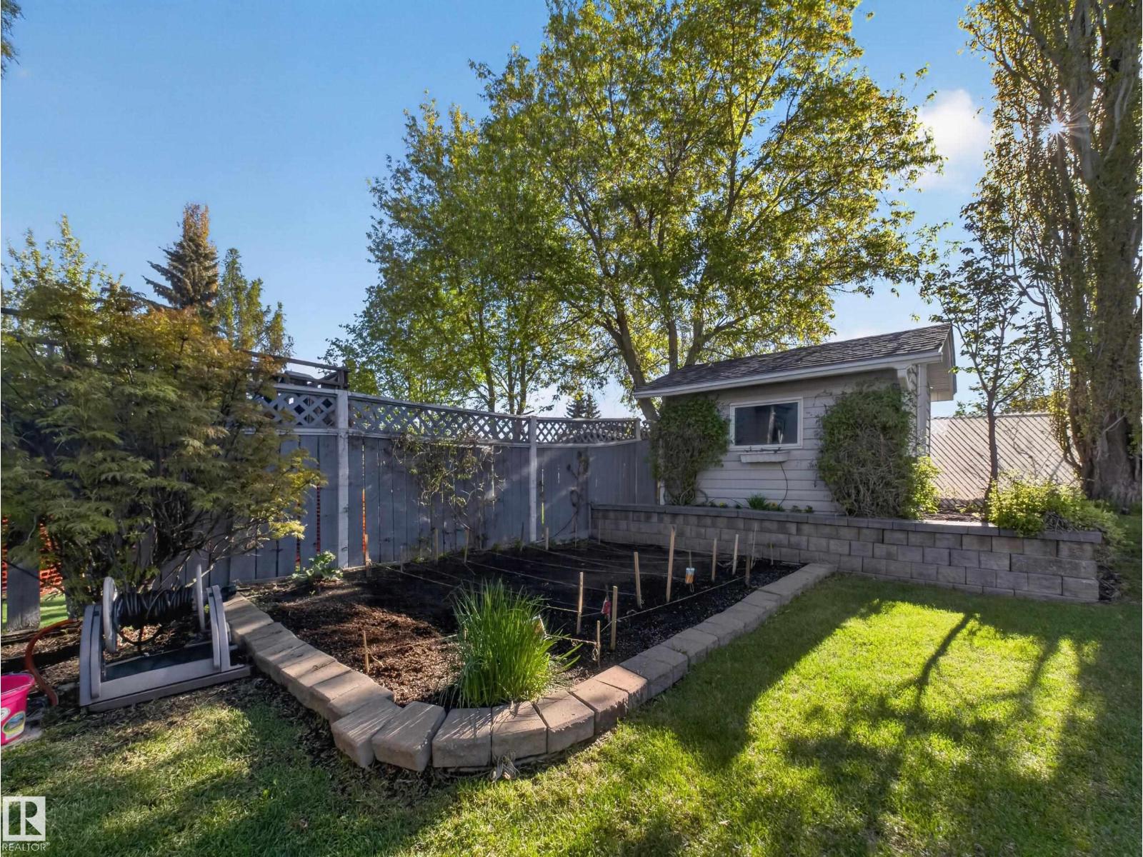 5515 45 ST - 47