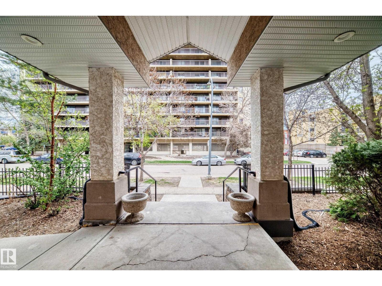 #108 12838 65 ST NW - 40