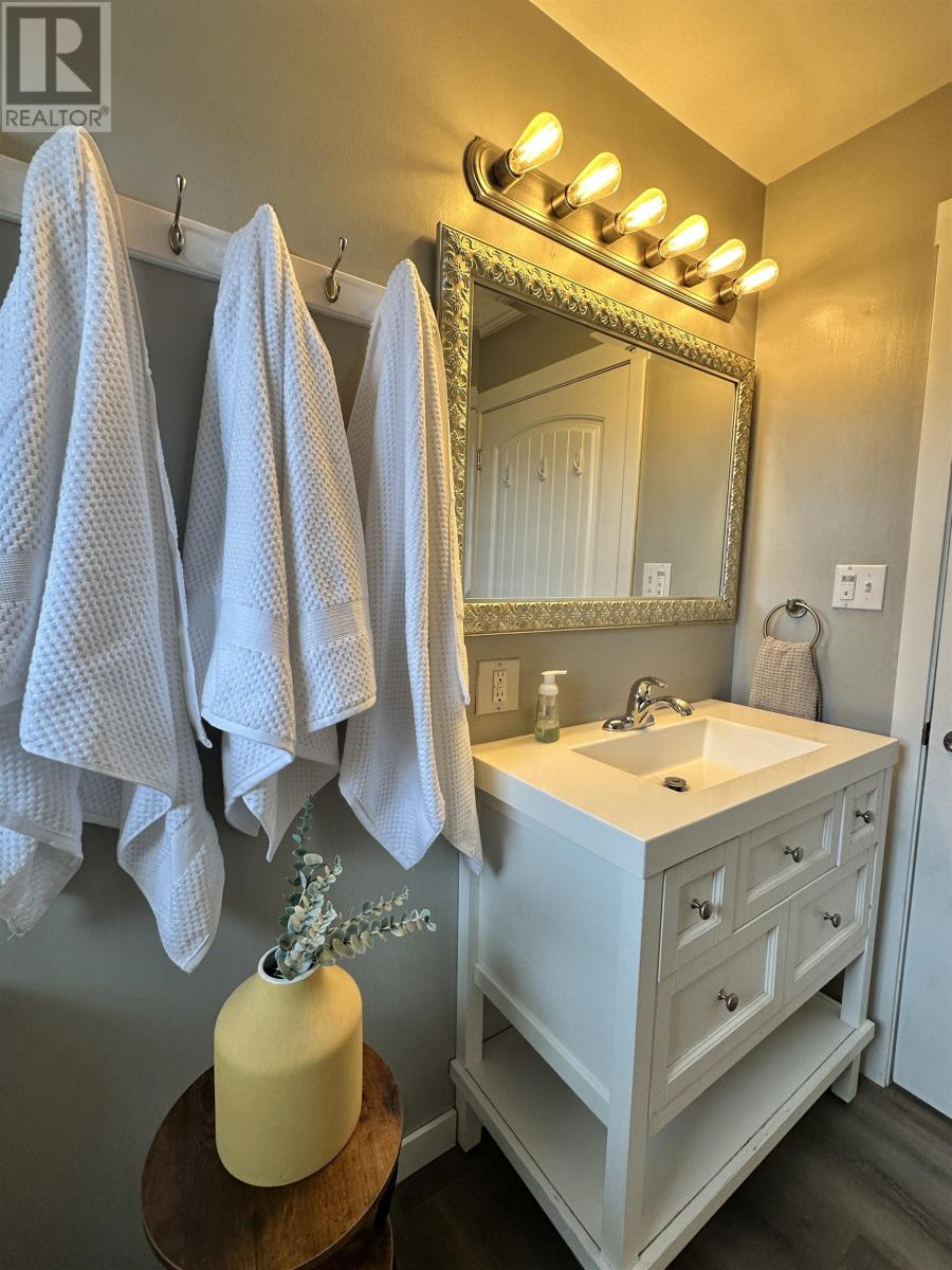 150 Parkwood Crescent - 9