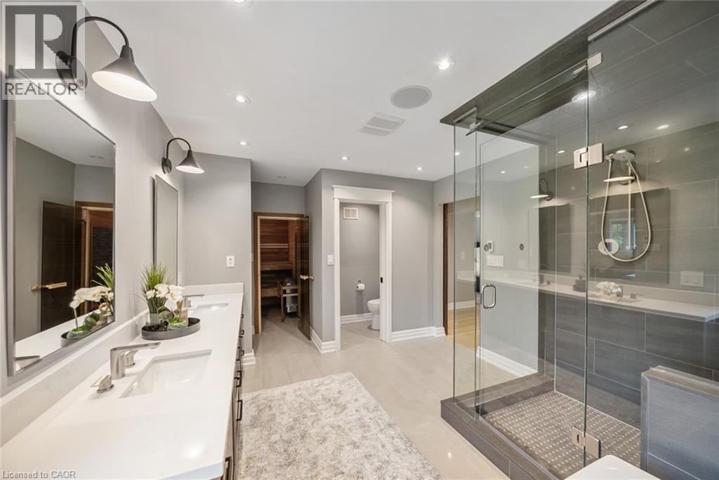 6502 MCNIVEN Road - 32