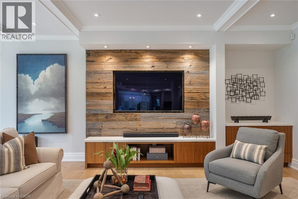 6502 MCNIVEN Road - 23