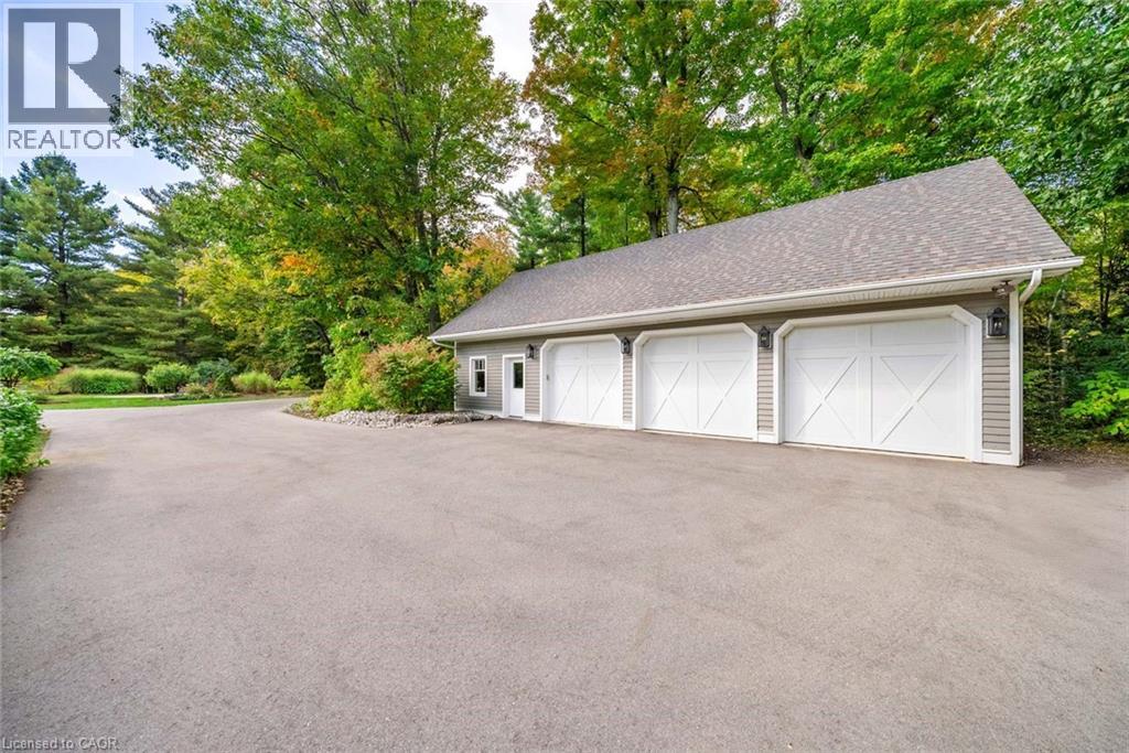 6502 MCNIVEN Road - 7