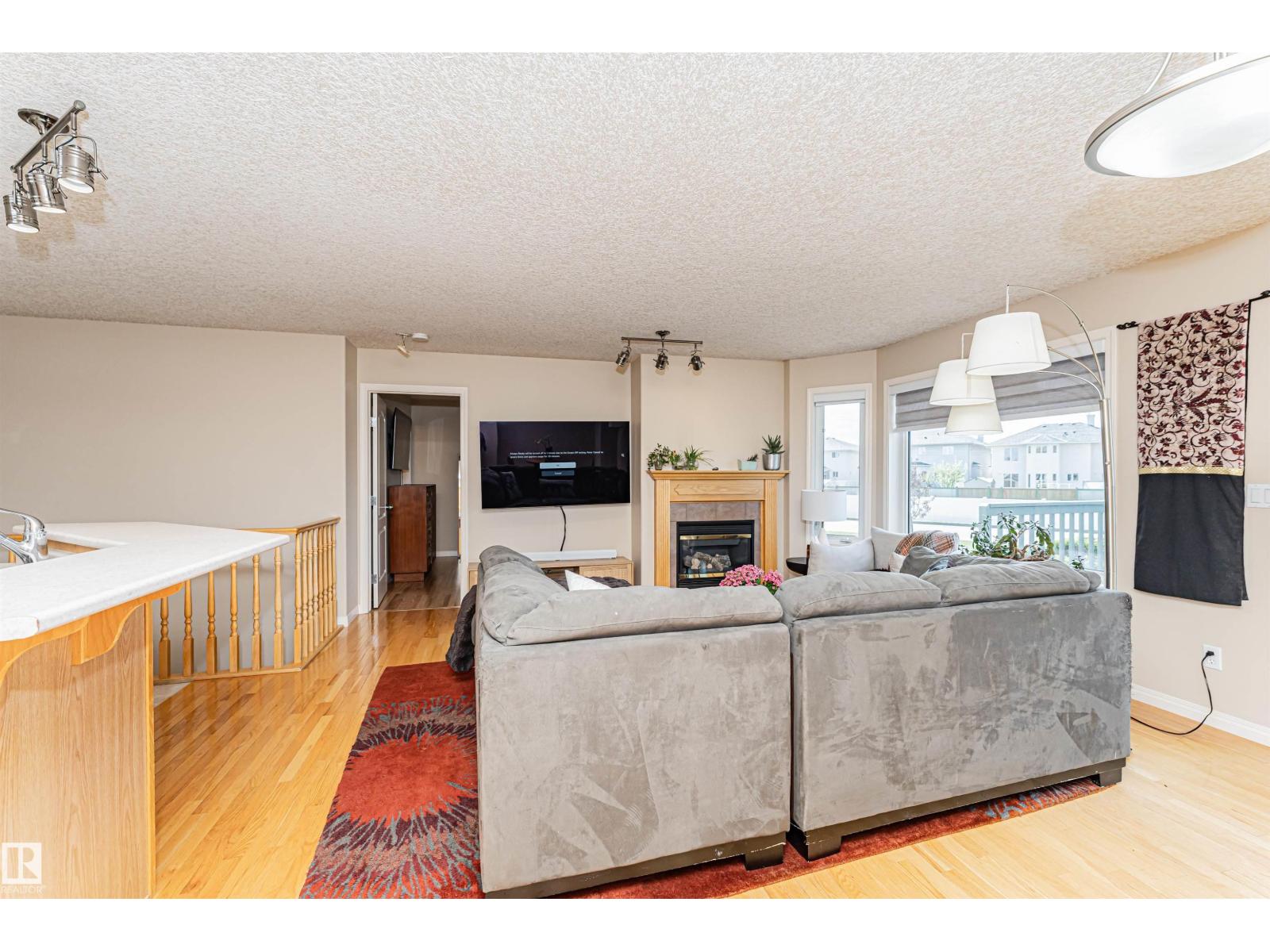 #15 16415 77 ST NW NW - 30