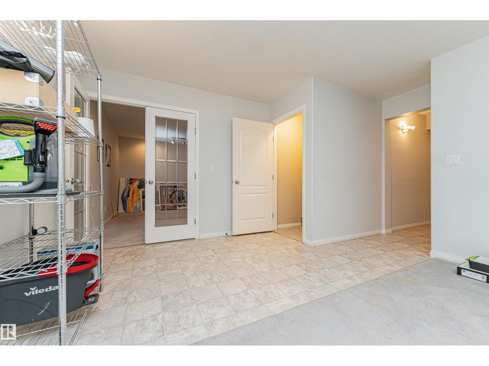 #15 16415 77 ST NW NW - 37
