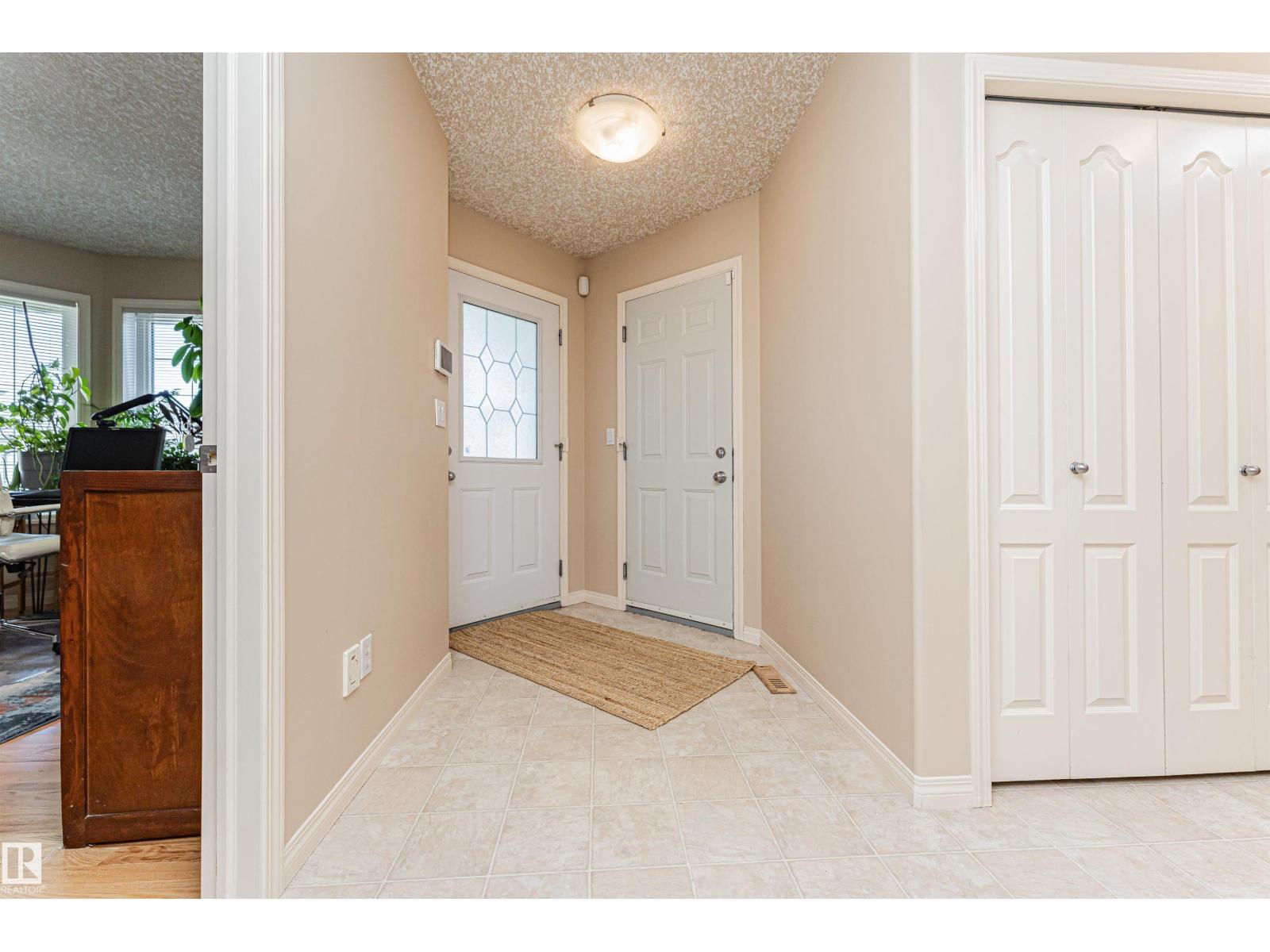 #15 16415 77 ST NW NW - 4